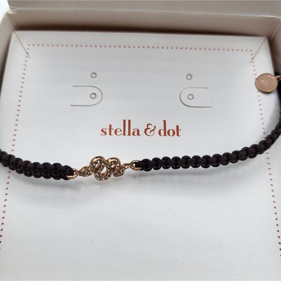 Stella & Dot Snake Charm Bracelet NEW IN BOX🐍 - Picture 2 of 4